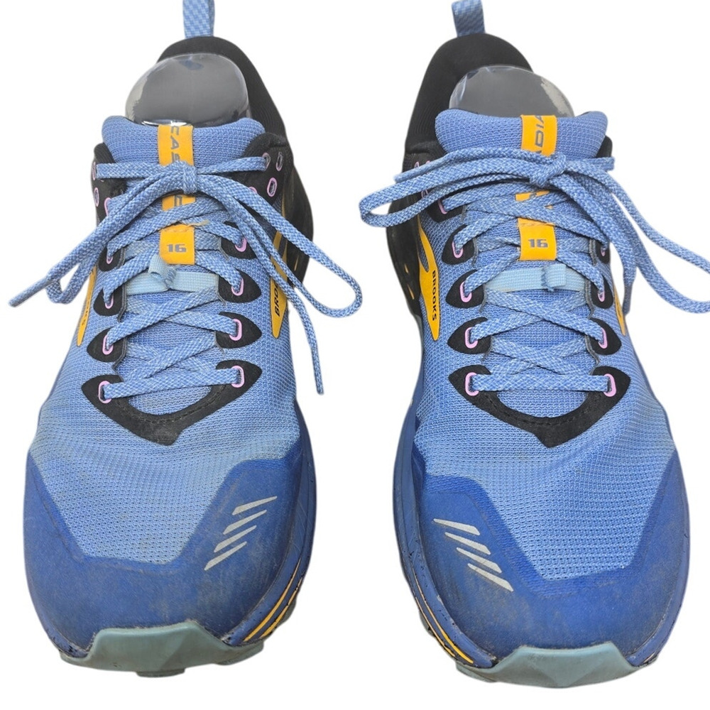Brooks Cascadia Blue and Yellow Design Women's Trail Hiking Shoes 10